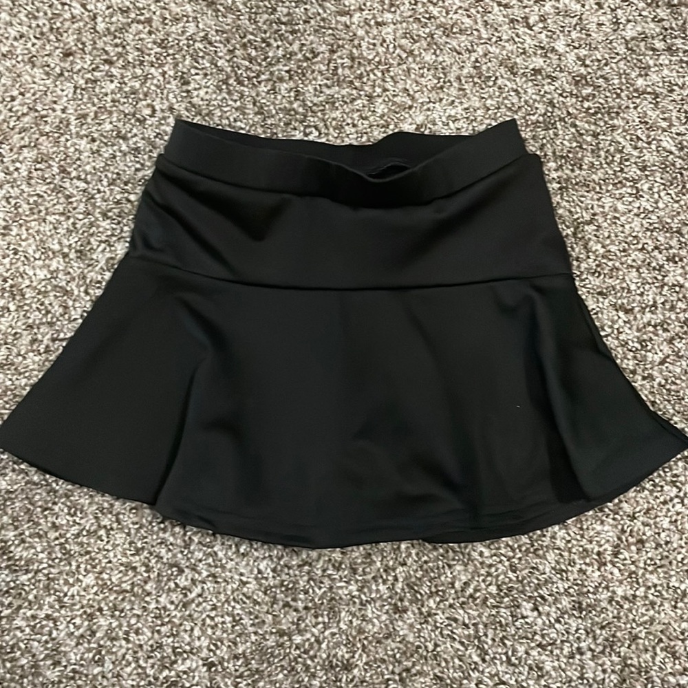 Varsity Spirit Youth Black Flutter Cheer Skirt - Size YM (Youth Medium)
